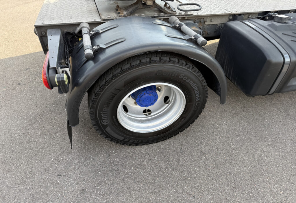 2019 Renault D10.240 4x2