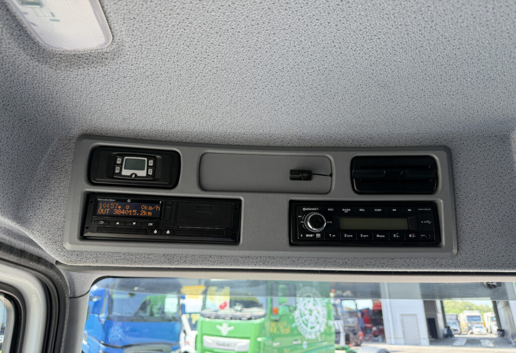 2019 Mercedes-Benz Atego 1324 4x2 Koffer/HB