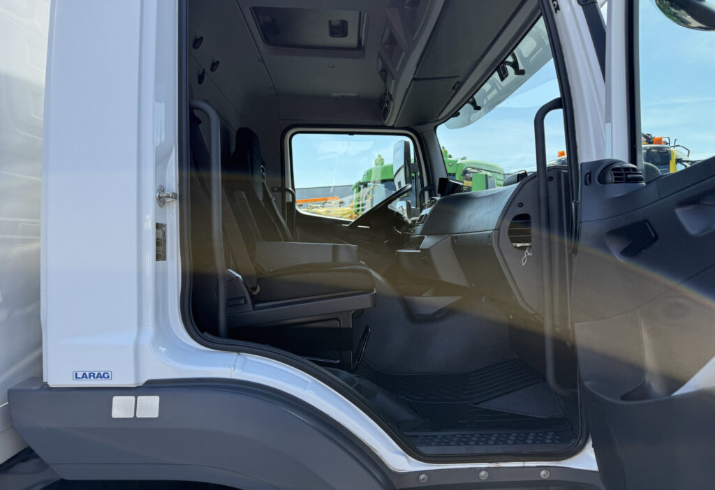 2019 Mercedes-Benz Atego 1324 4x2 Koffer/HB