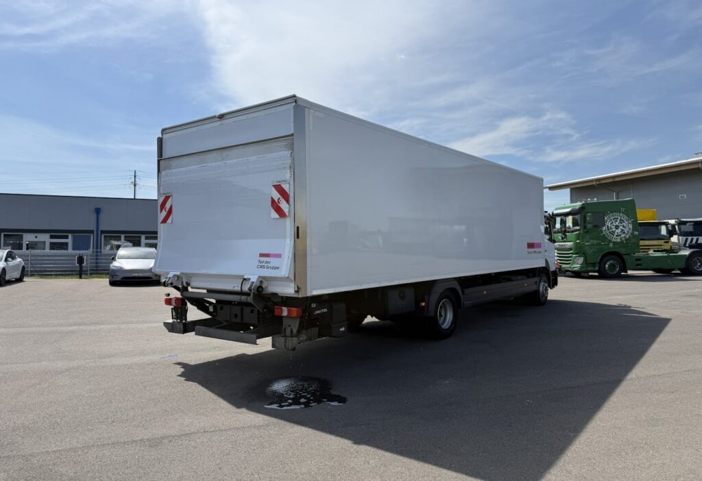 2019 Mercedes-Benz Atego 1324 4x2 Koffer/HB
