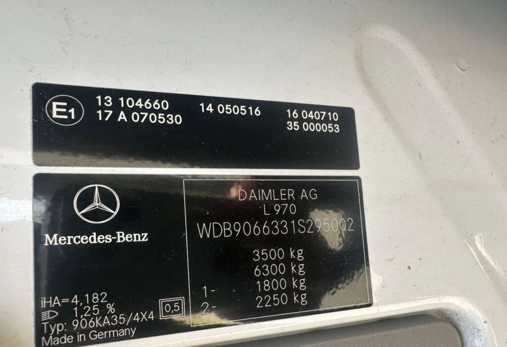 2008 Mercedes-Benz 315 CDI 4x4 20 Plätze