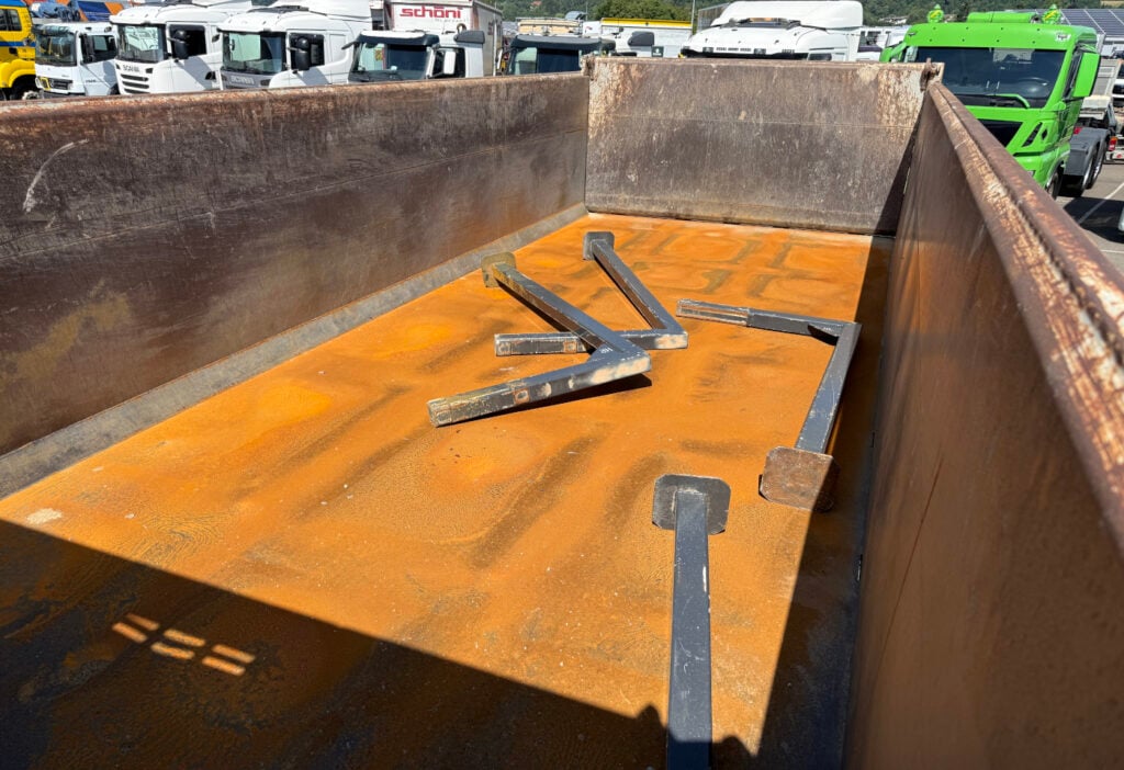 2016 Renault C520 10x4 SWS Moser