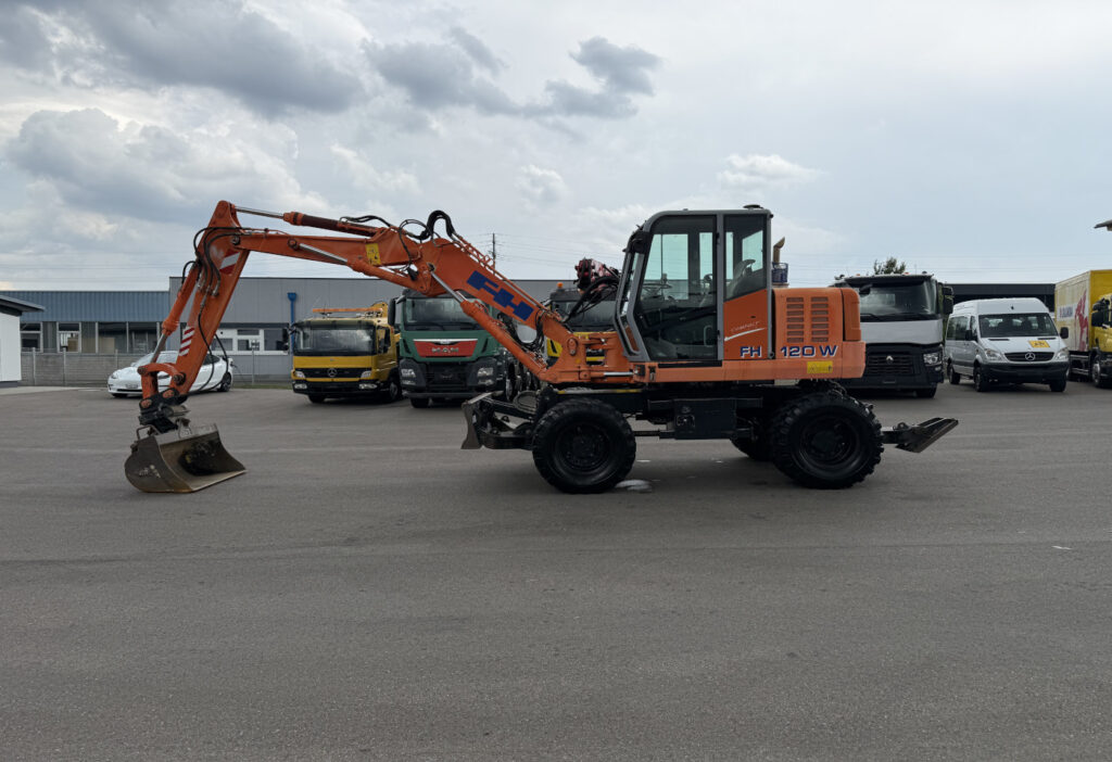2000 Fiat-Hitachi FH120W Mobilbagger