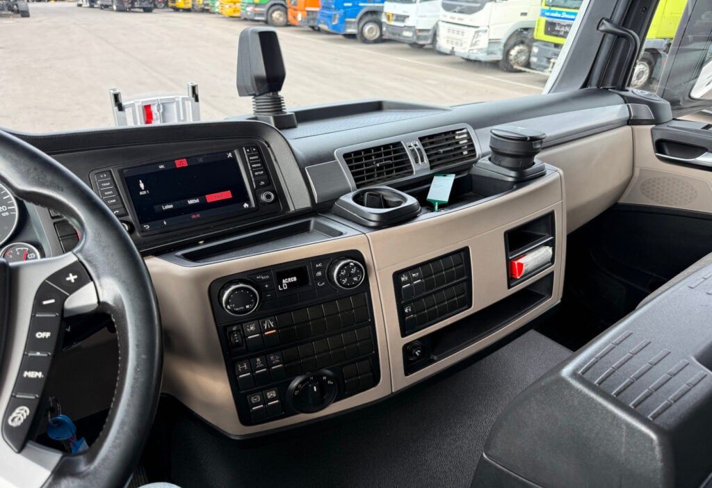 2019 MAN TGS 18.400 4x2 Koffer / HB