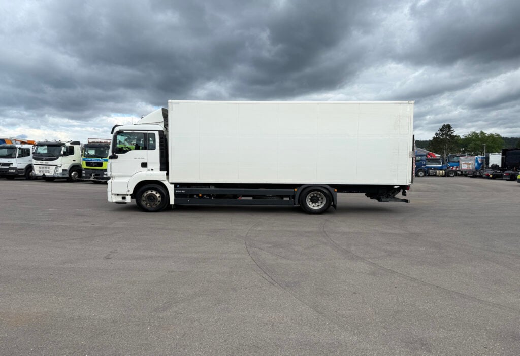 2019 MAN TGS 18.400 4x2 Koffer / HB