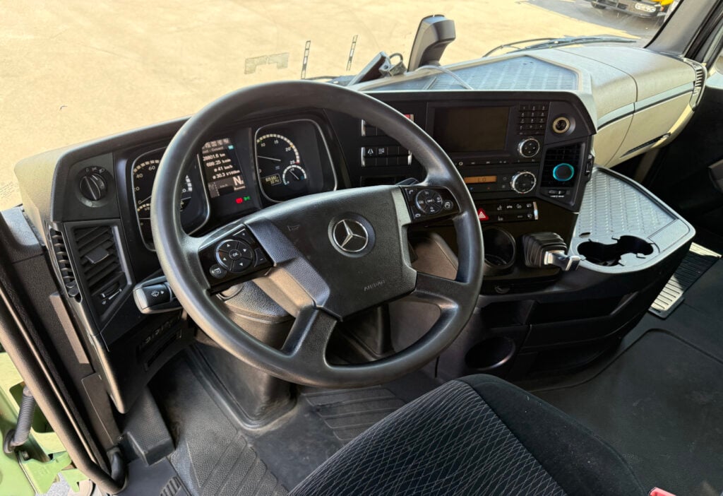 2014 Mercedes-Benz Actros 2542 6x2 BDF