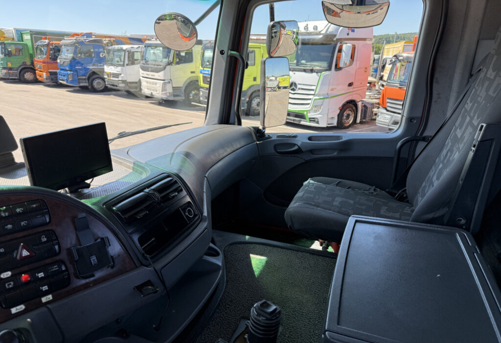 2008 Mercedes-Benz Actros 3248 8x4 Multilift