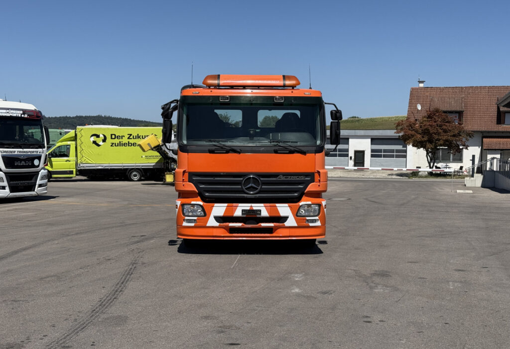 2008 Mercedes-Benz Actros 3248 8x4 Multilift