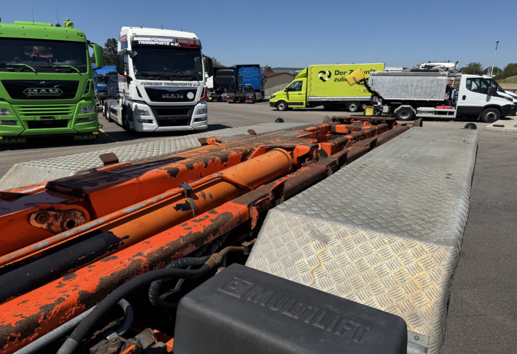 2008 Mercedes-Benz Actros 3248 8x4 Multilift