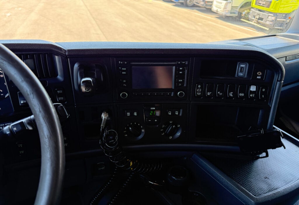 2014 Scania G490 6x2 Hiab 165ZT Holzkran