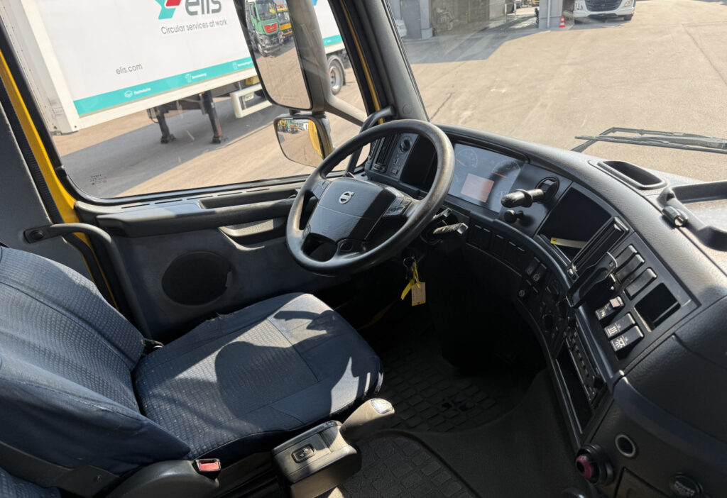 2008 Volvo FH-440 4x2 Plane/ HB