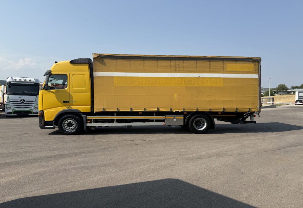 2008 Volvo FH-440 4x2 Plane/ HB