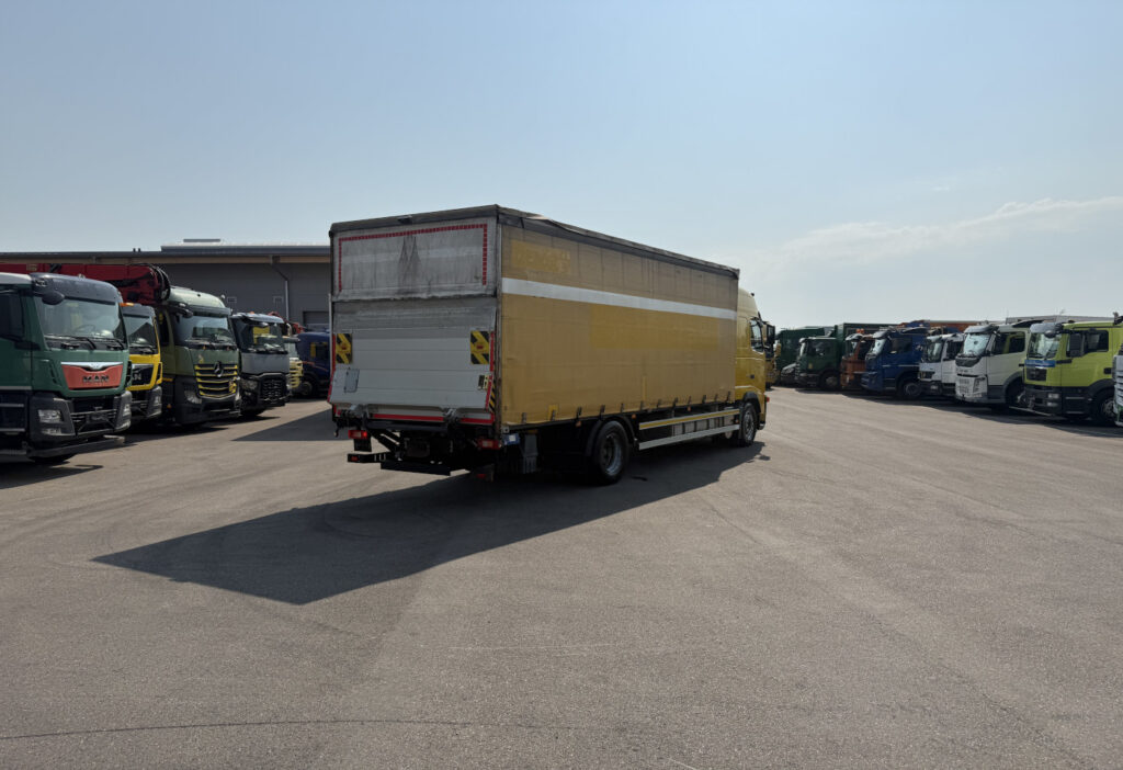 2008 Volvo FH-440 4x2 Plane/ HB