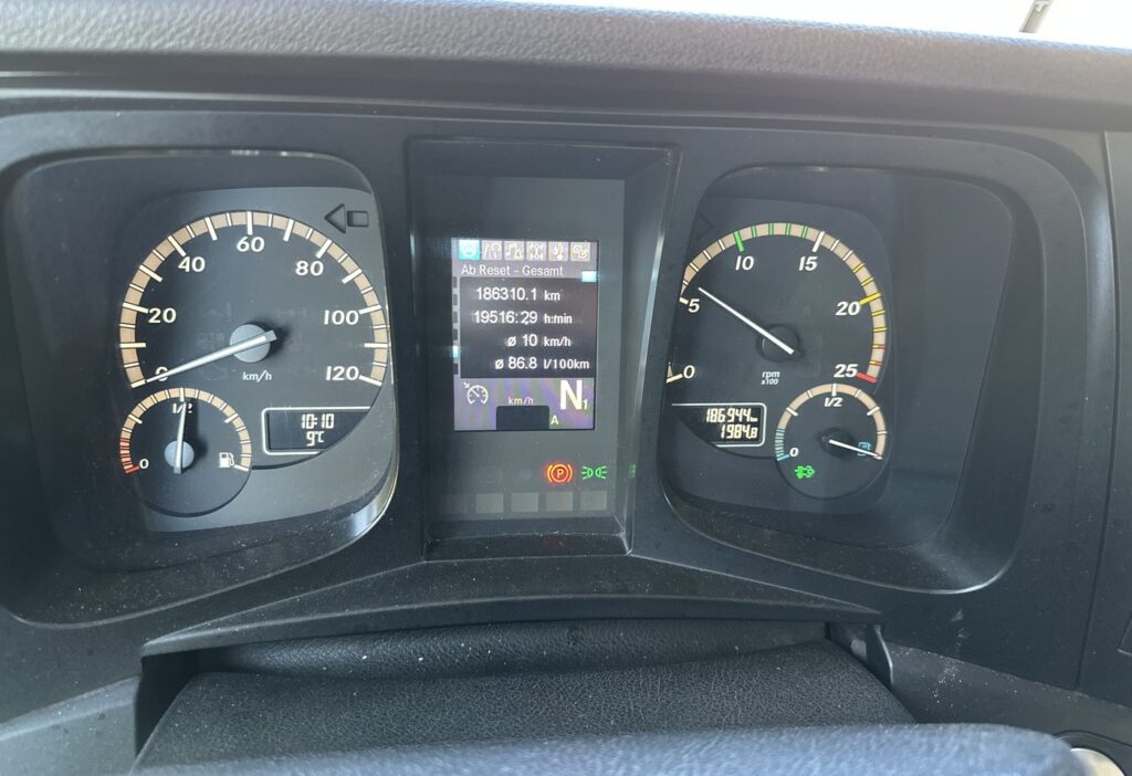 2014 Mercedes-Benz Antos 2536L 6x2*4 Stummer