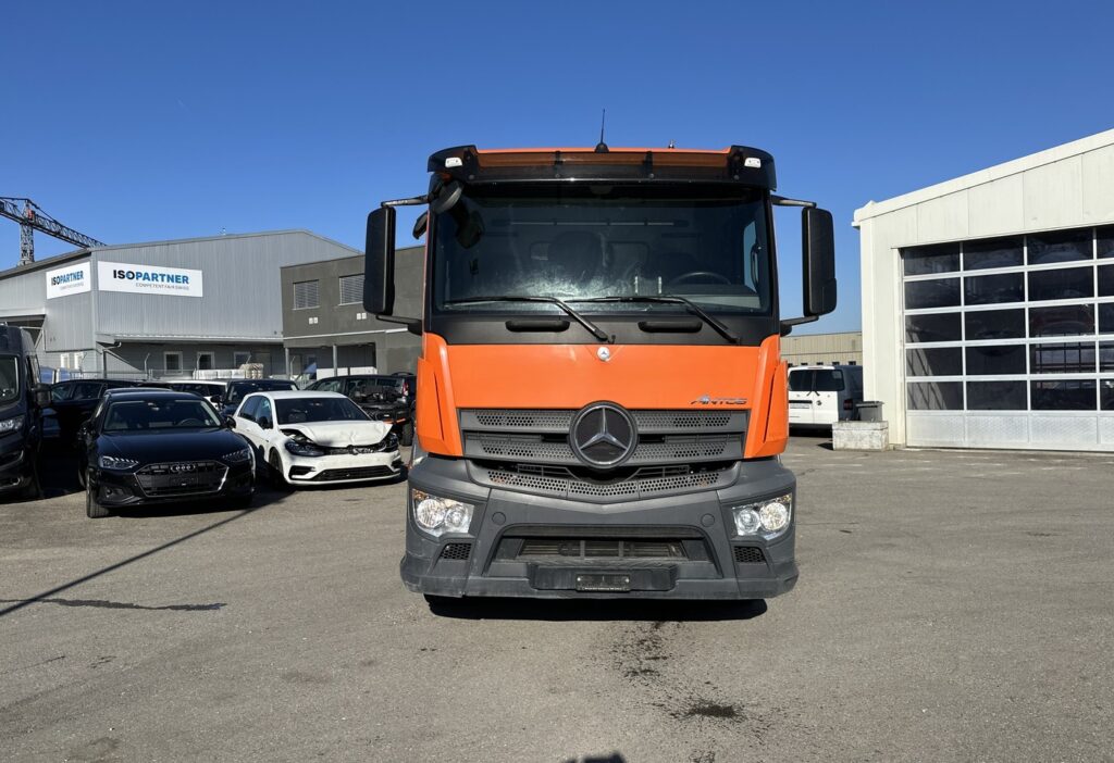 2014 Mercedes-Benz Antos 2536L 6x2*4 Stummer