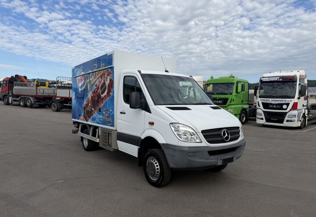 2012 Mercedes-Benz 516 CDI 4x4 Kühlkoffer/HB