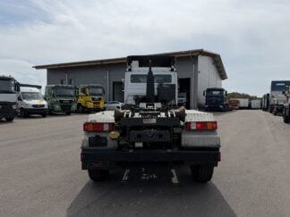 302085 Km