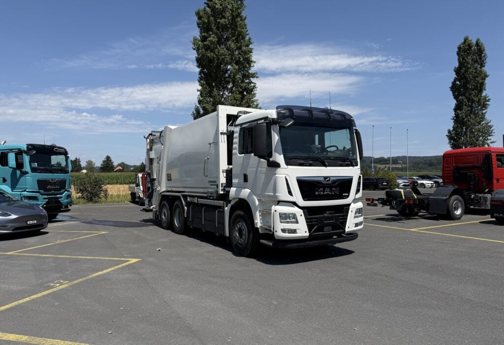2019 MAN TGS 26.320 6x2-4 Elektro Kehrichtwagen