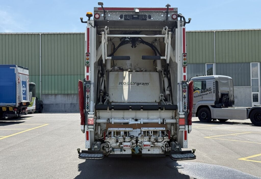 2019 MAN TGS 26.320 6x2-4 Elektro Kehrichtwagen