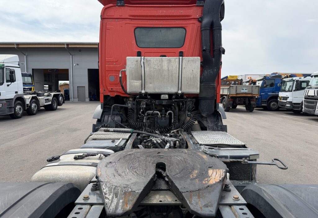 2017 Mercedes-Benz Arocs 1846 4x2 SZM
