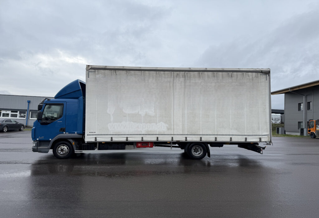 2016 DAF LF 220 108 4x2 Blache