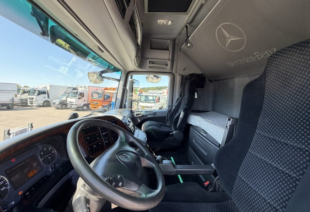 2012 Mercedes-Benz Actros 2544