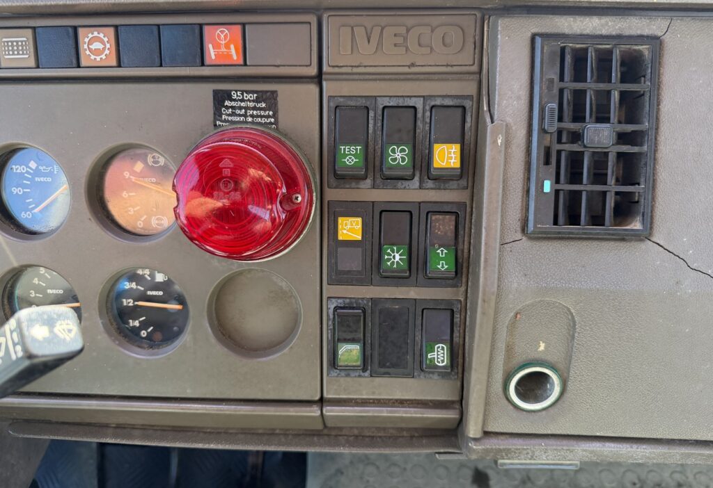 1987 Iveco 300-30 AH