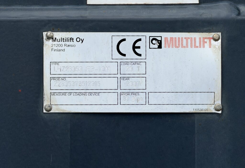2008 Mercedes-Benz Actros 3241 8x2 Hakengerät