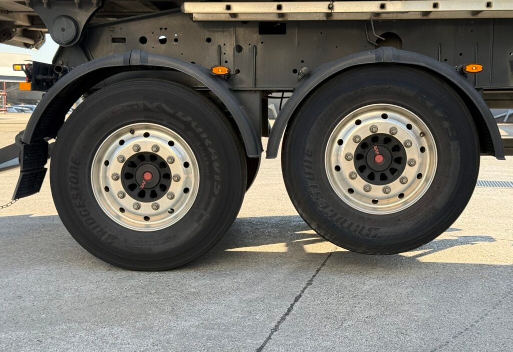 2023 Volvo FH Electric 6x4 + Meiller MHKA