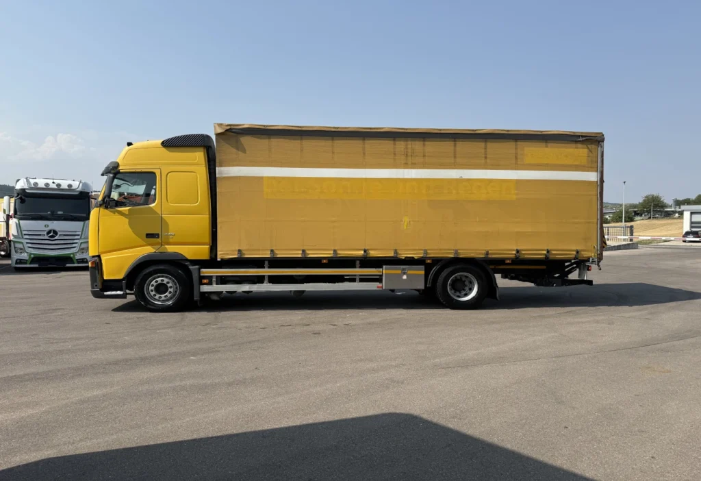2008 Volvo FH-440 4x2 Plane/ HB