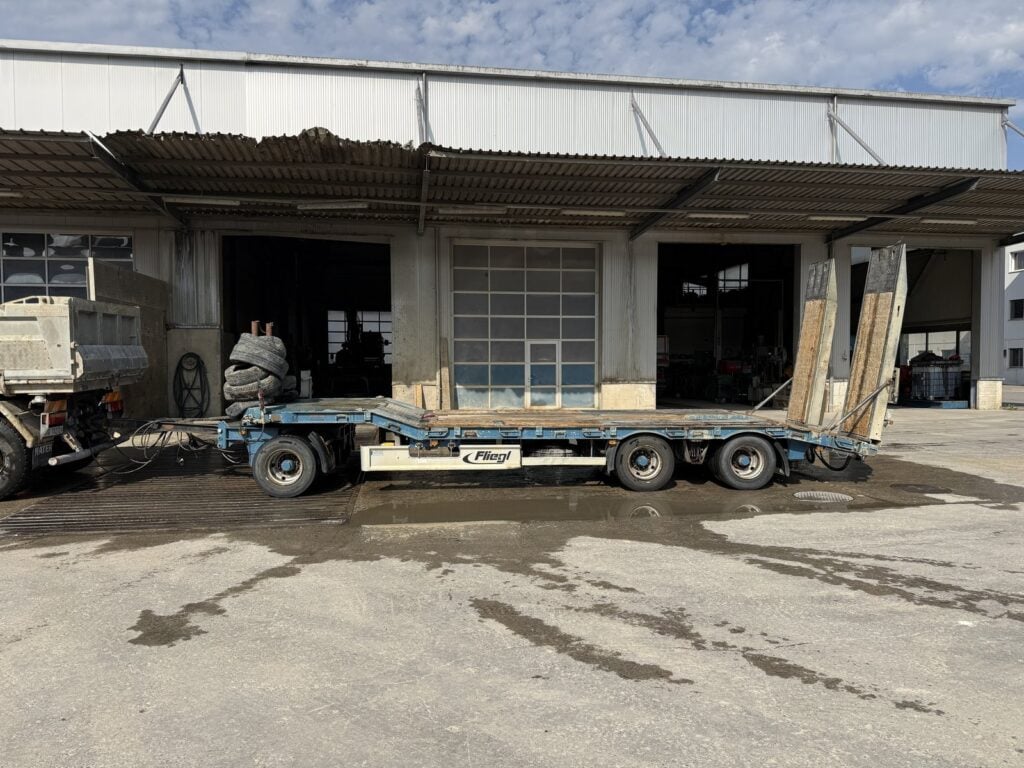 2011 Fliegl DTS 360 Tieflader