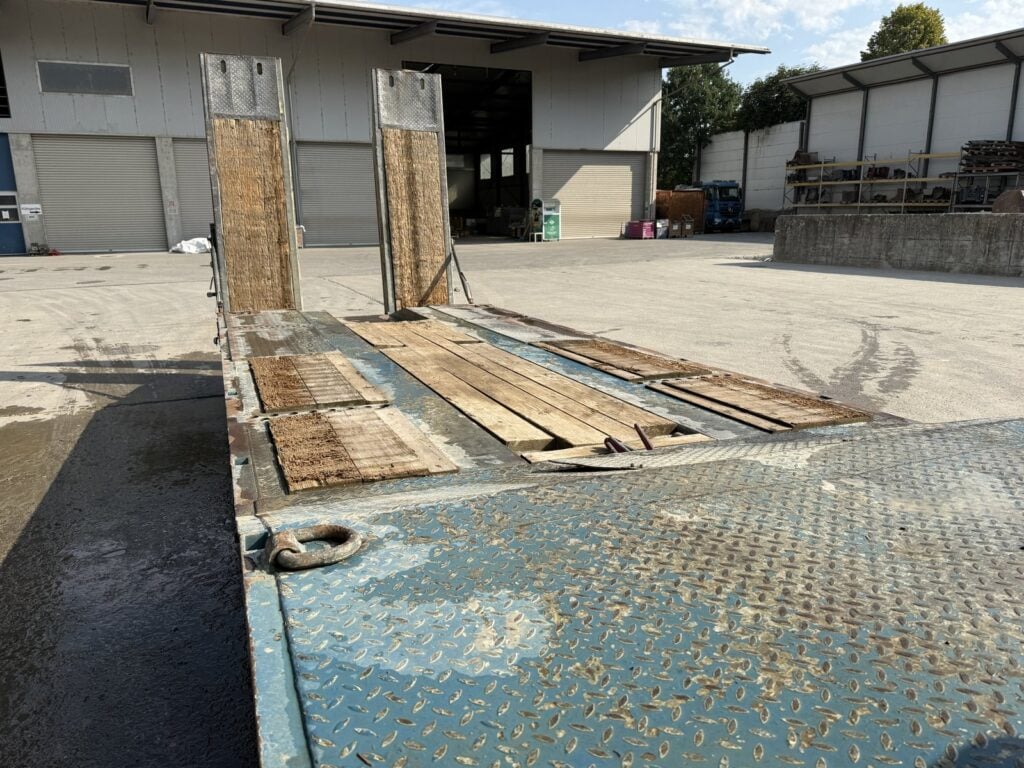 2011 Fliegl DTS 360 Tieflader