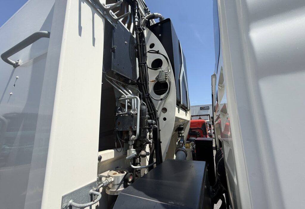 2019 MAN TGS 26.320 6x2-4 Elektro Kehrichtwagen