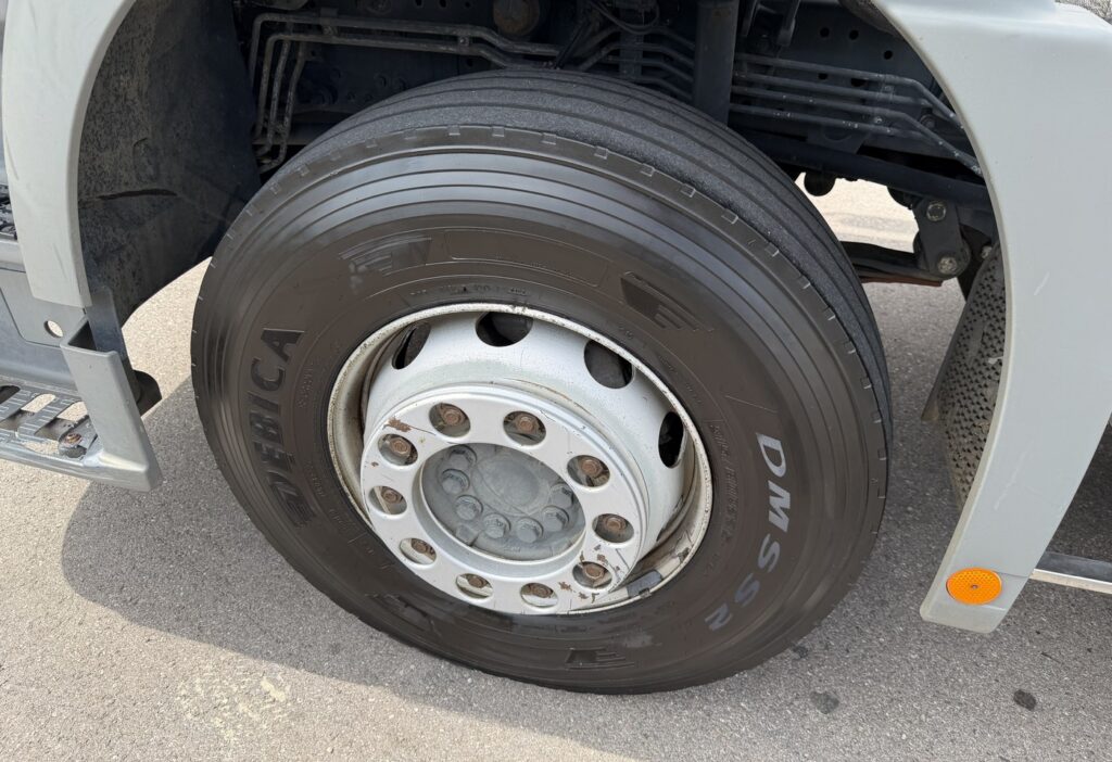 2008 Mercedes-Benz Actros 3241 8x2 Hakengerät