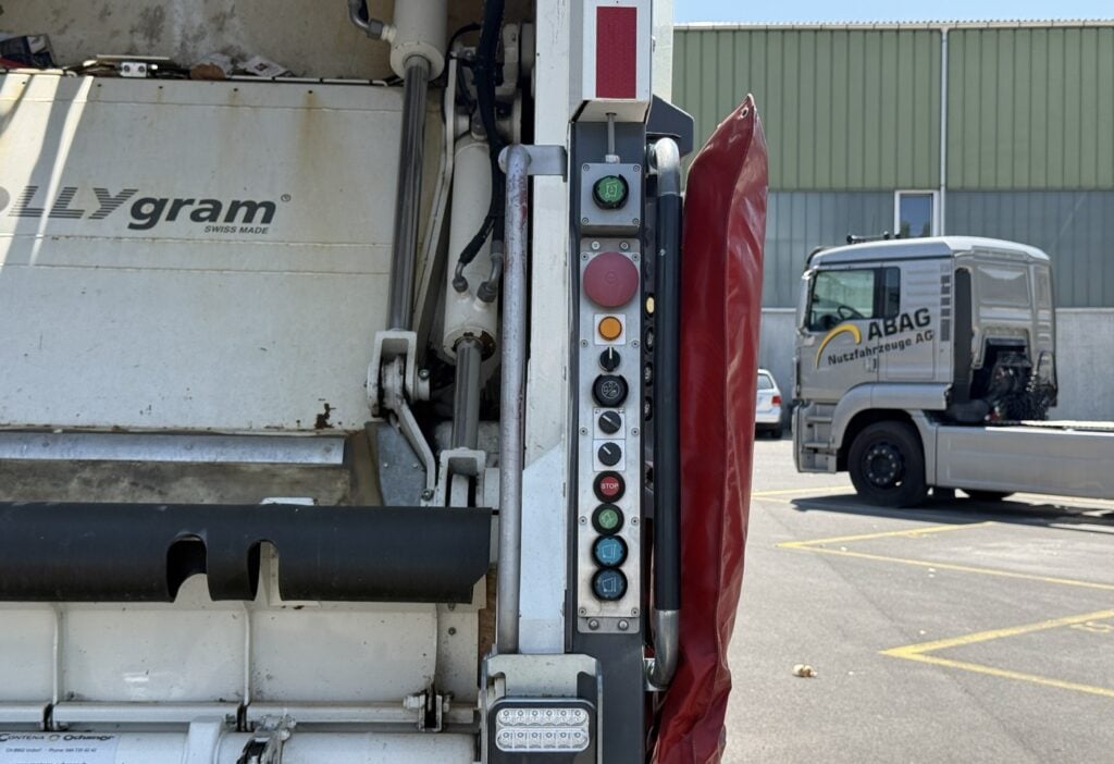2019 MAN TGS 26.320 6x2-4 Elektro Kehrichtwagen