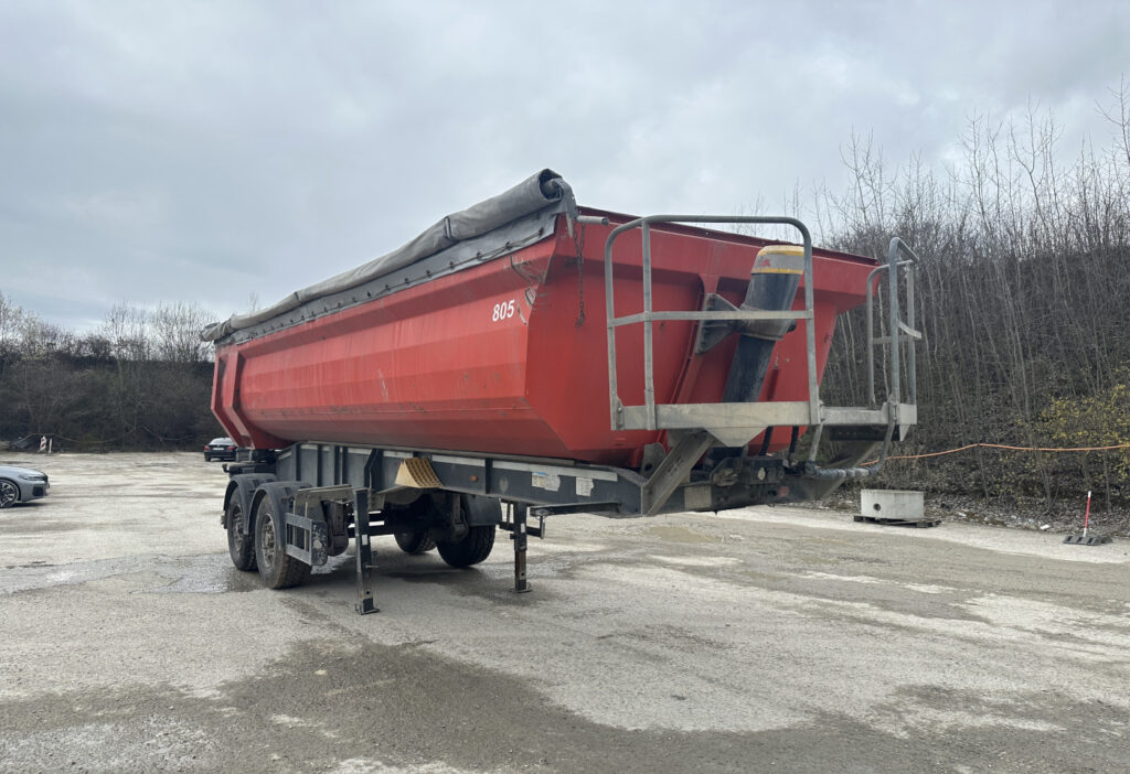 2012 Schwarzmueller HKS2/E Kipper