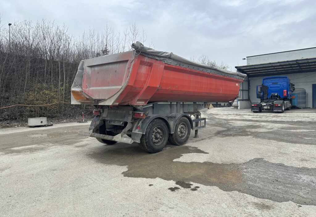 2012 Schwarzmueller HKS2/E Kipper