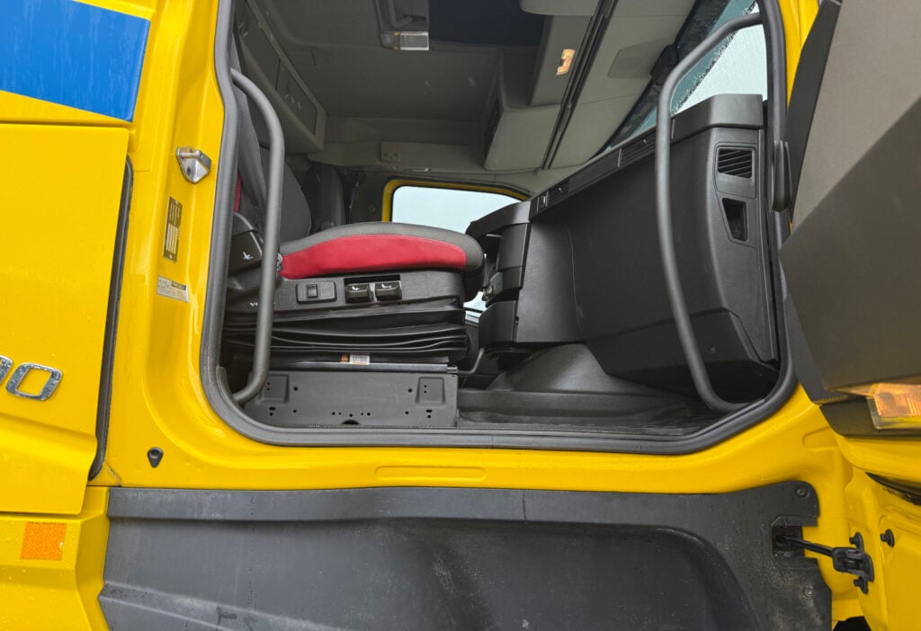 2015 Volvo FH-500 10x4 SWS