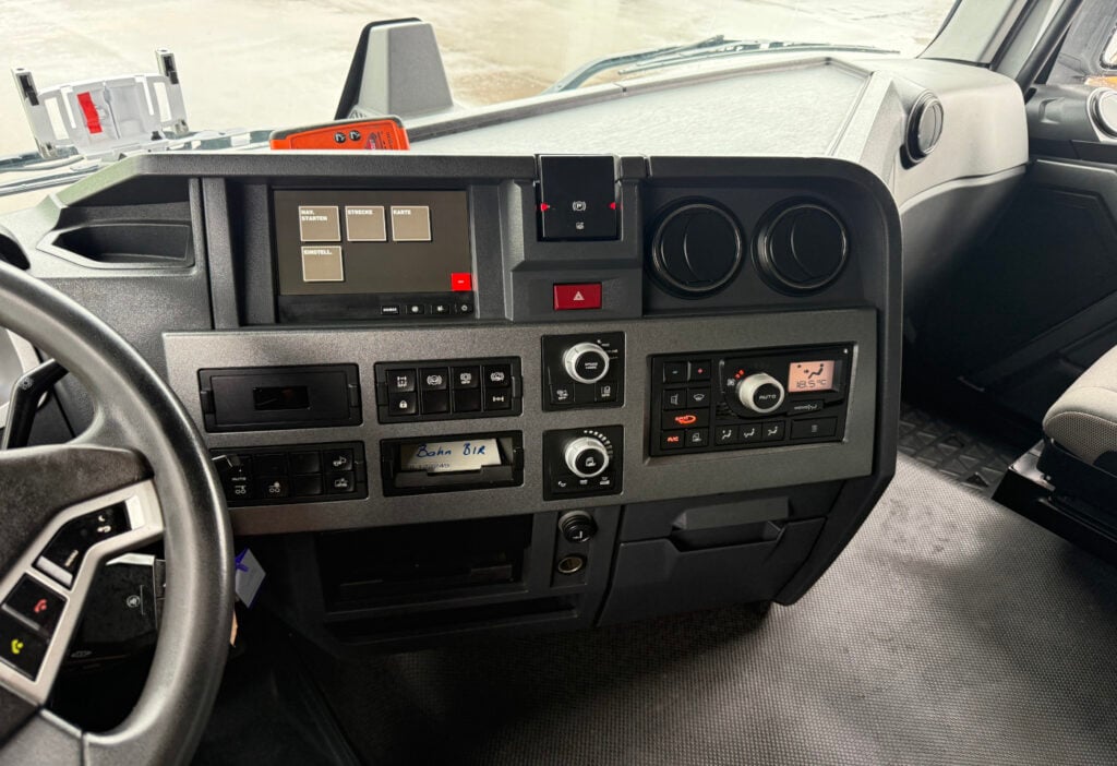 2016 Renault T460 6x2 BDF/HB