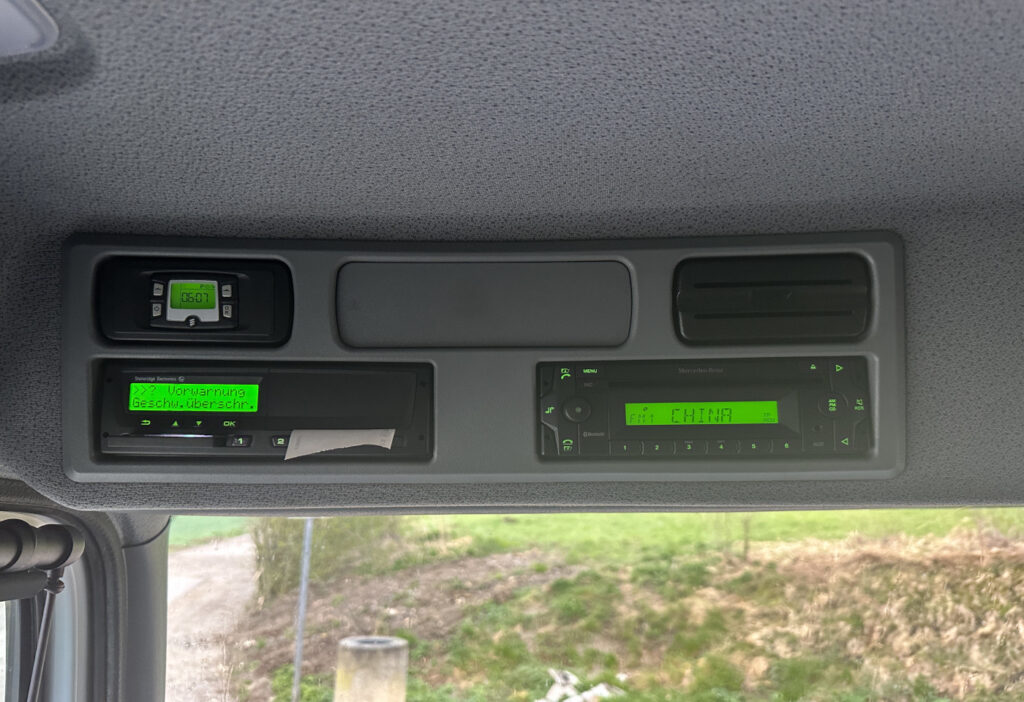2011 Mercedes-Benz Atego 1022 4x2 Kühlkoffer mit HB