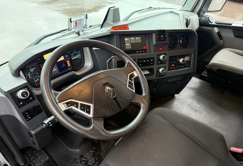 2016 Renault T460 6x2 BDF/HB