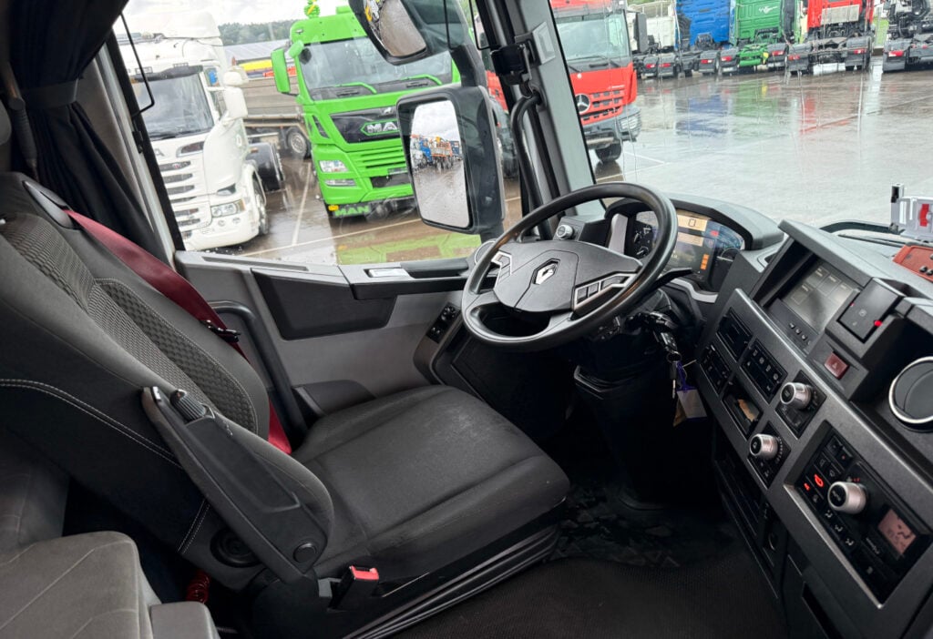 2016 Renault T460 6x2 BDF/HB