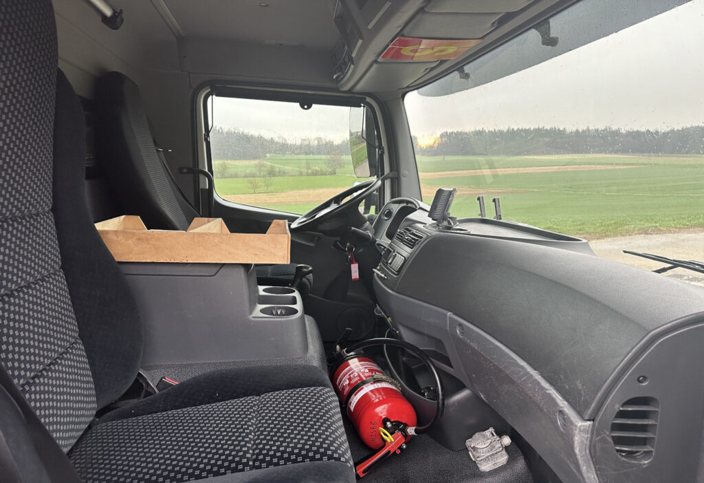 2011 Mercedes-Benz Atego 1022 4x2 Kühlkoffer mit HB