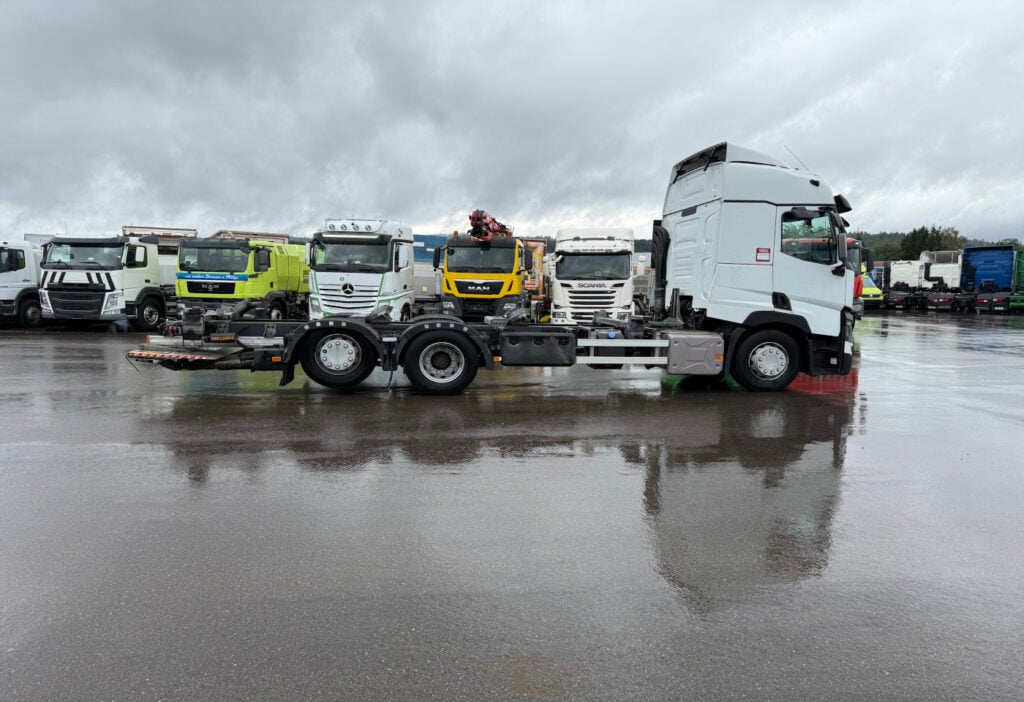 2016 Renault T460 6x2 BDF/HB