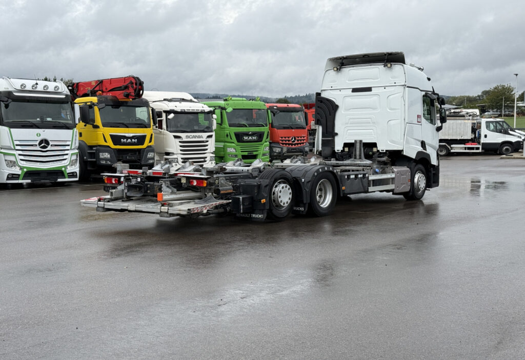 2017 Renault T460 6x2 BDF/HB