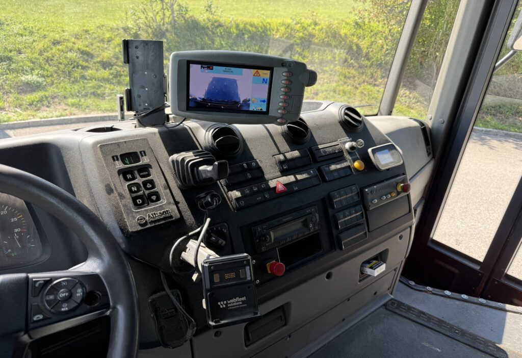 2015 Mercedes-Benz Econic 2635 6x2*4 Faun
