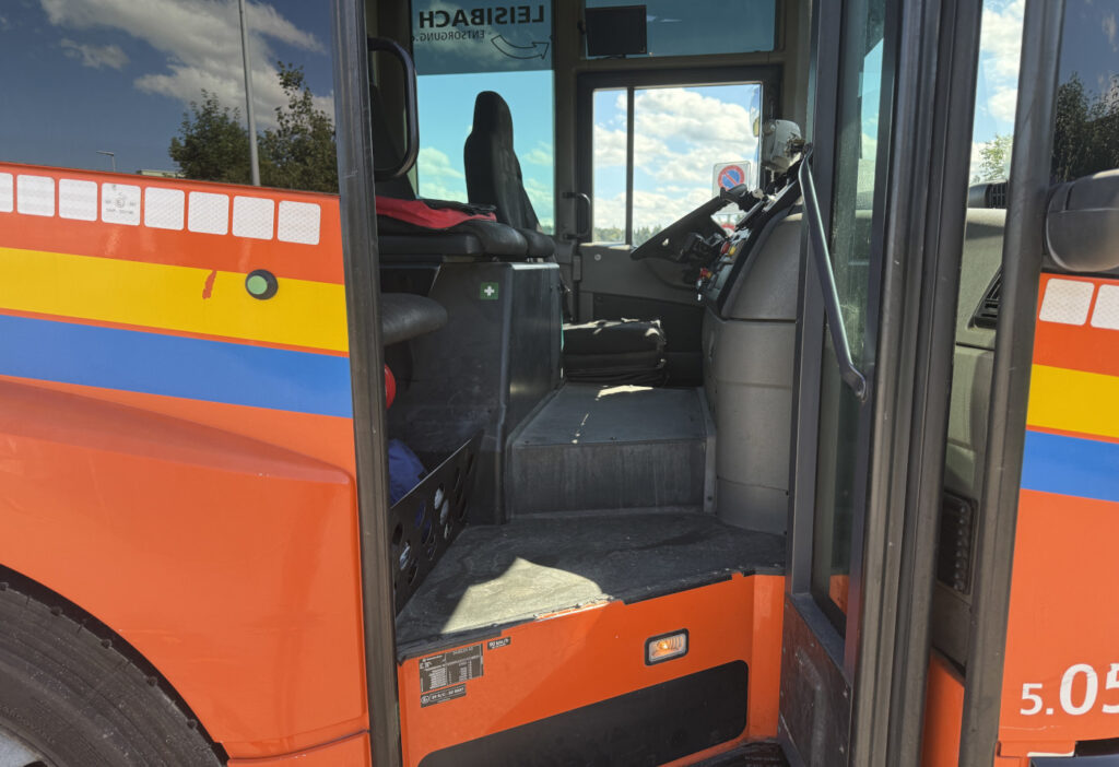 2015 Mercedes-Benz Econic 2635 6x2*4 Faun