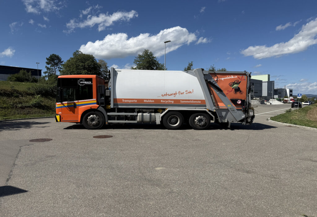2015 Mercedes-Benz Econic 2635 6x2*4 Faun