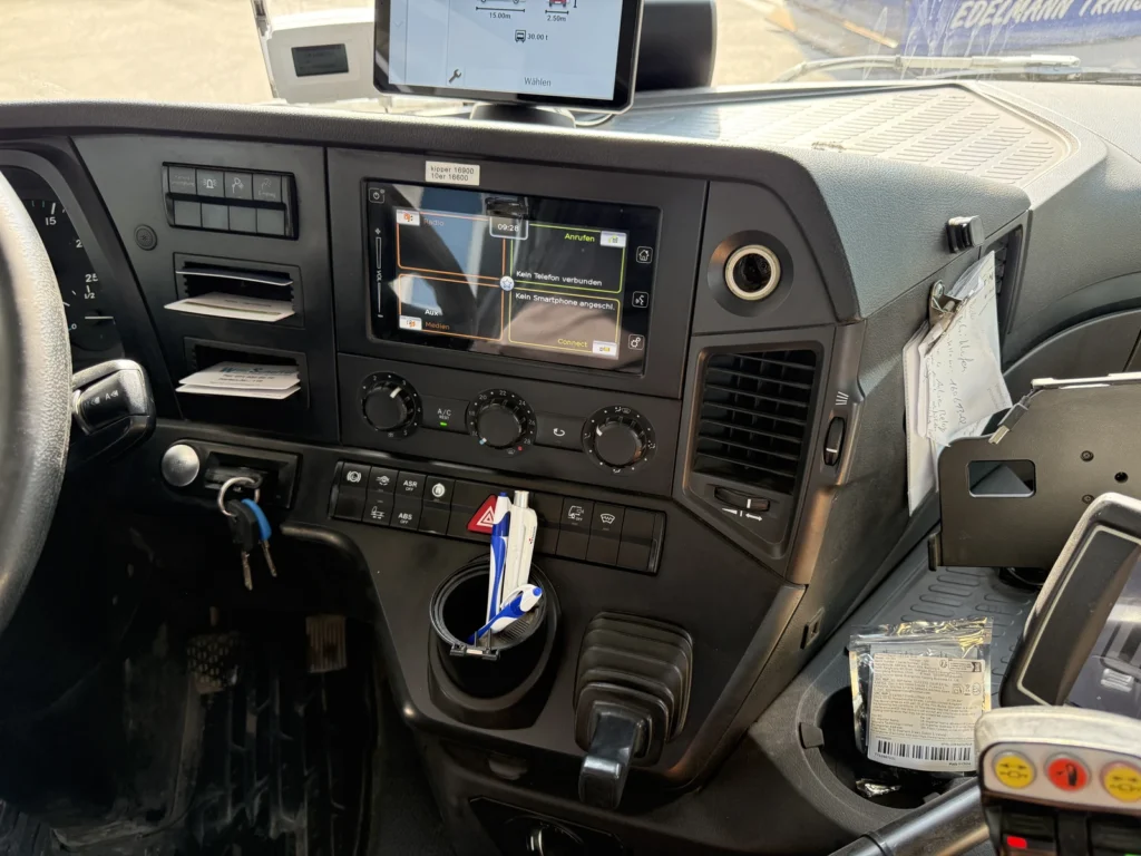 2019 Mercedes Benz Arocs 3246 8x4 Mobas