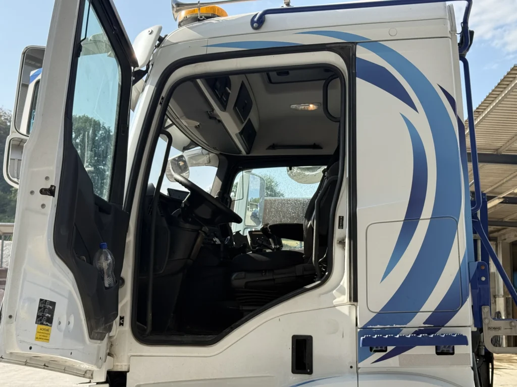 2019 Mercedes Benz Arocs 3246 8x4 Mobas